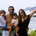 Vitor,Joana Prado e filhos no Havaí
